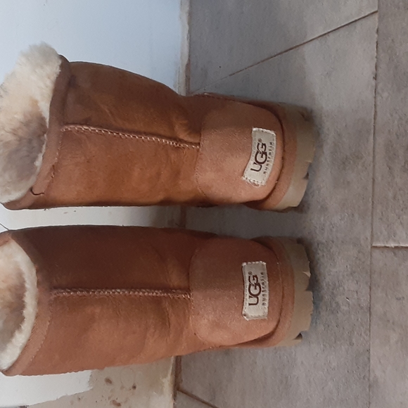 UGG  boots  size  5 women - Picture 2 of 5